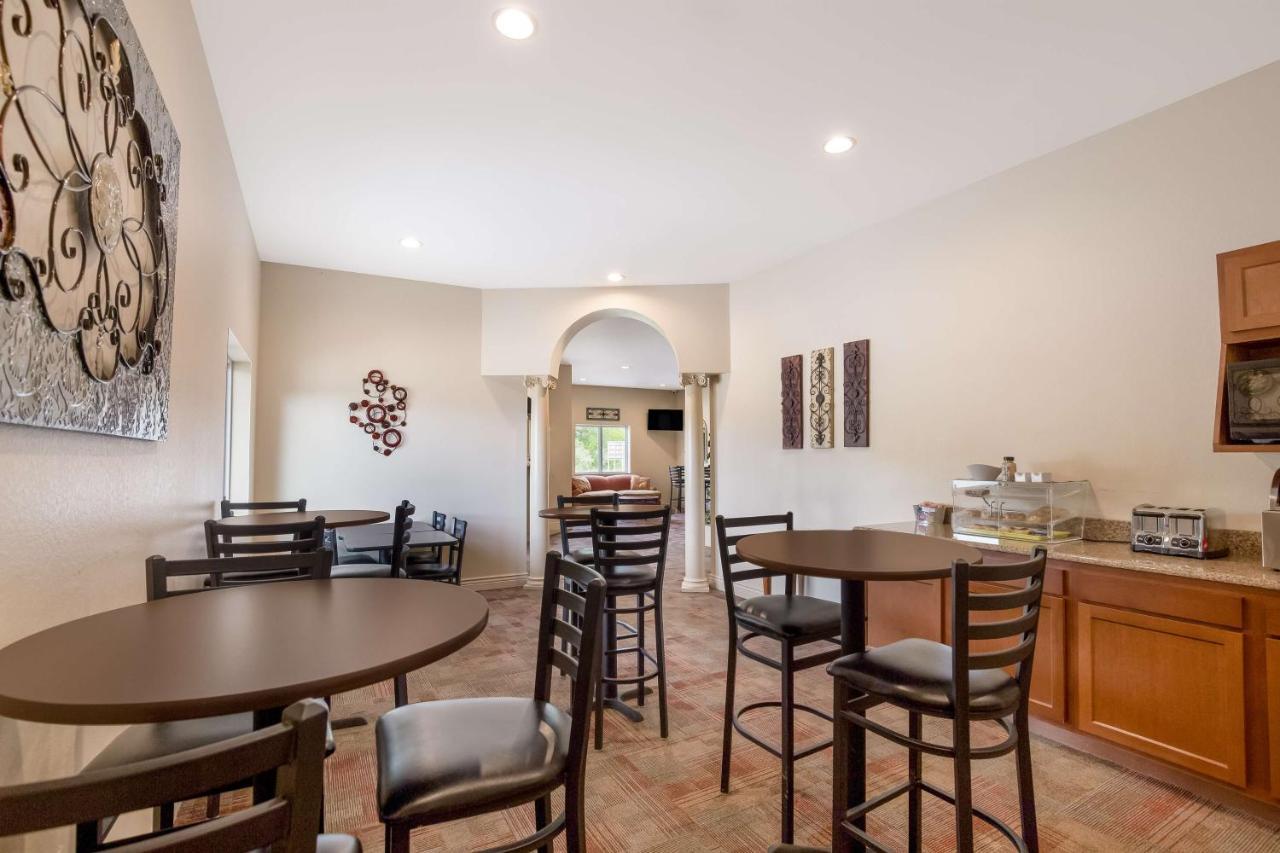 Surestay By Western Rend Hotel Whittington